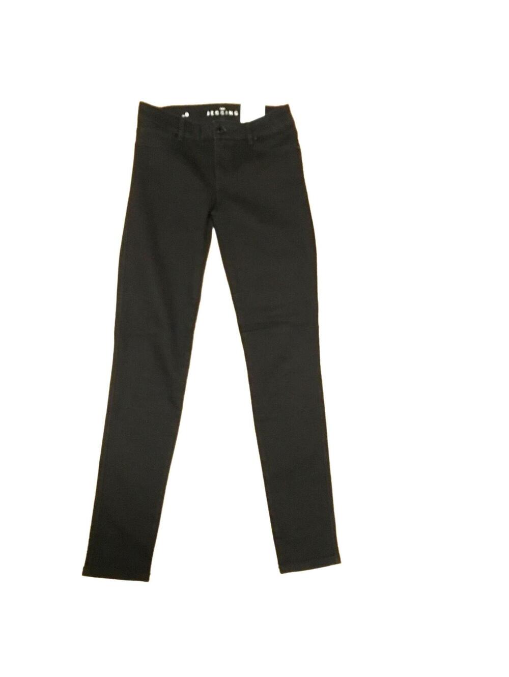 NWT Black Stretch Jegging Jeans 4 pocket Size 0